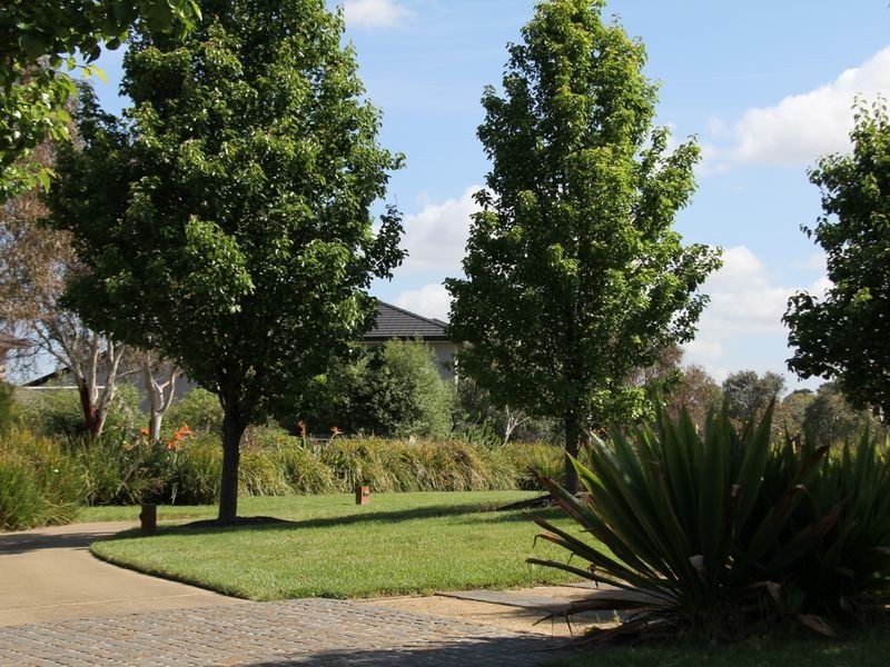 5 Brindabella Circuit SANDHURST ESTATE, Skye VIC 3977