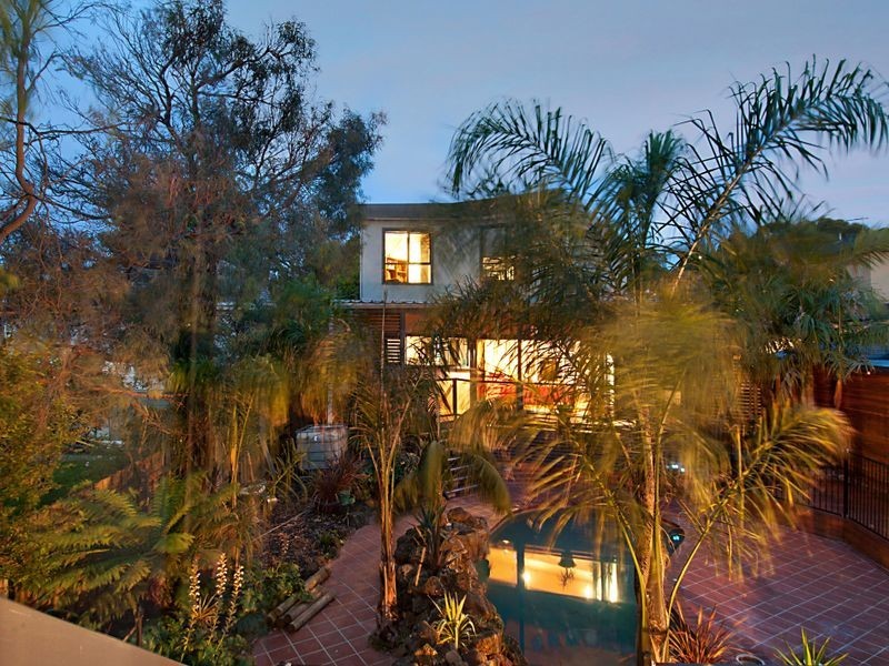 6 Ithaca Road, Frankston South VIC 3199