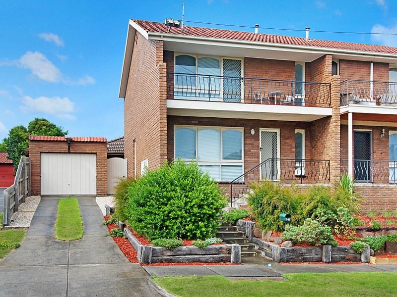 1/2 Millard Street, Frankston VIC 3199