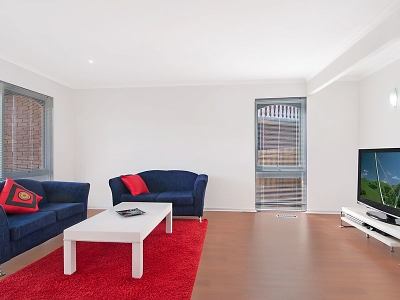 1/2 Millard Street, Frankston VIC 3199