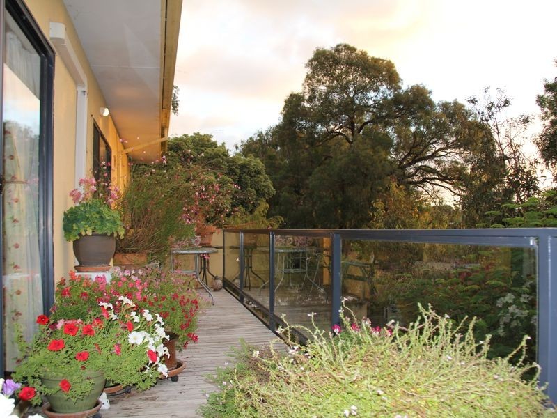 2 Sturt Place, Frankston South VIC 3199