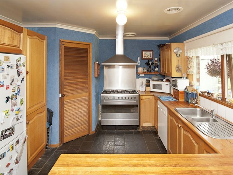 6 Bridgewater Crt, Langwarrin VIC 3910