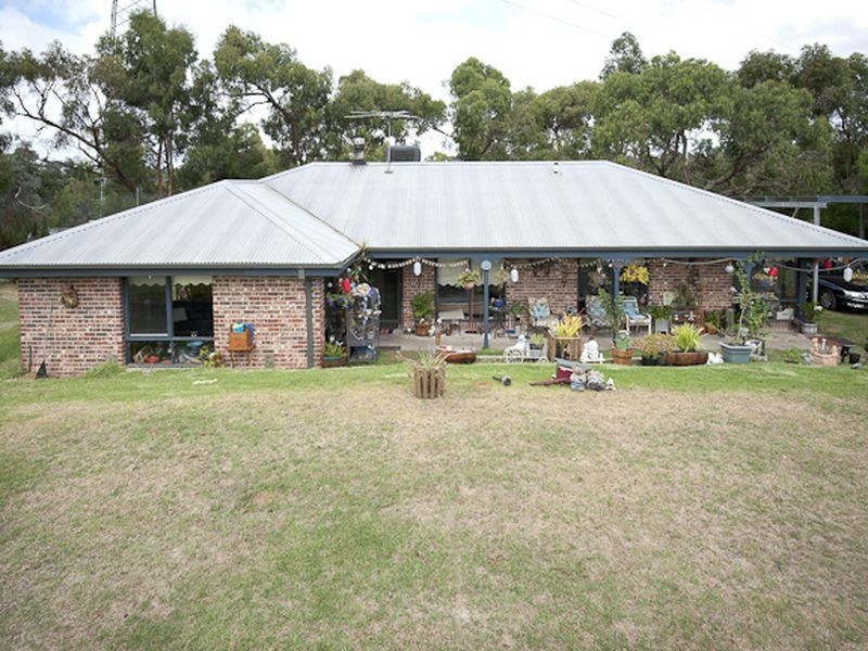 6 Bridgewater Crt, Langwarrin VIC 3910