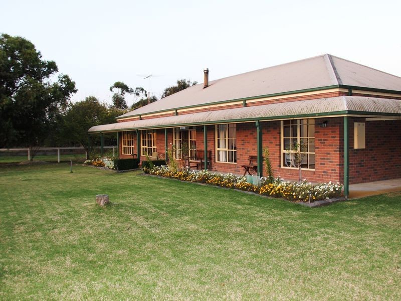 40 East Road, Pearcedale VIC 3912