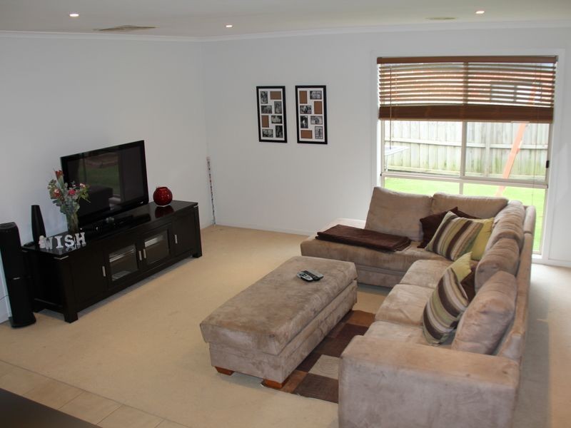 13 Pip Street, Skye VIC 3977