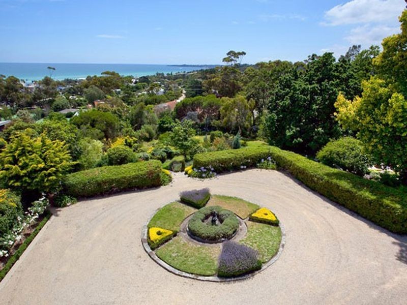 10 Greenslade Court, Mount Martha VIC 3934