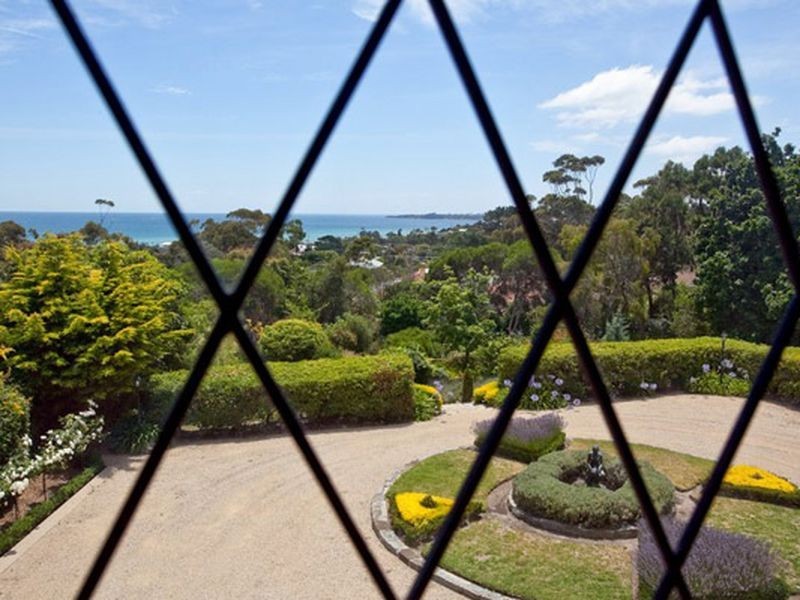 10 Greenslade Court, Mount Martha VIC 3934