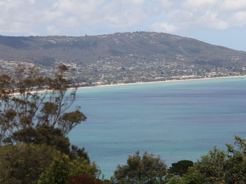 100 Bradford Road, Mount Martha VIC 3934