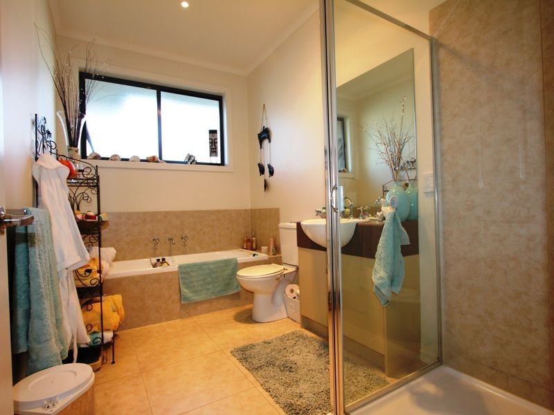 8/102 Hillcrest Road, Frankston VIC 3199