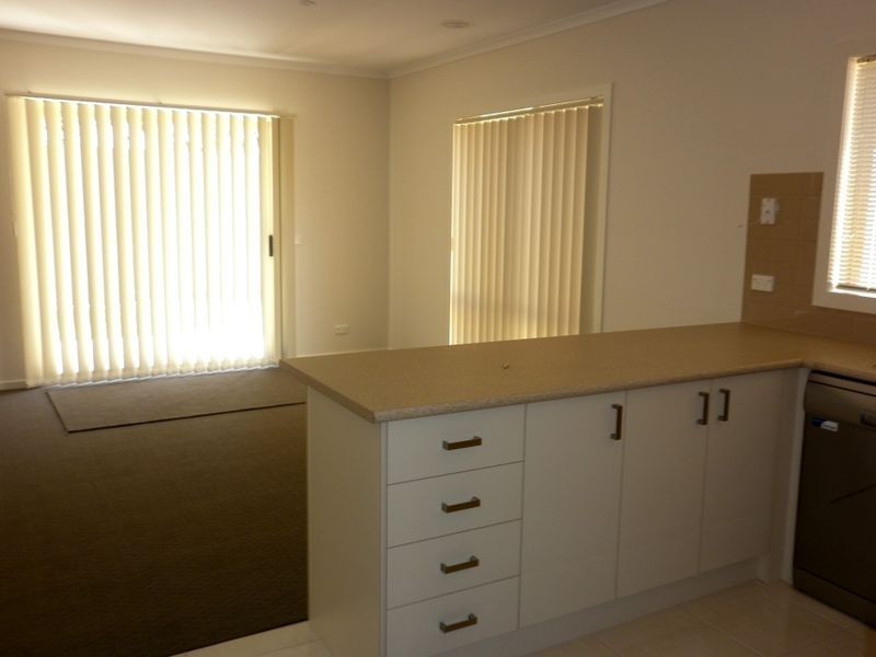 25/105 McMahons Road, Frankston VIC 3199