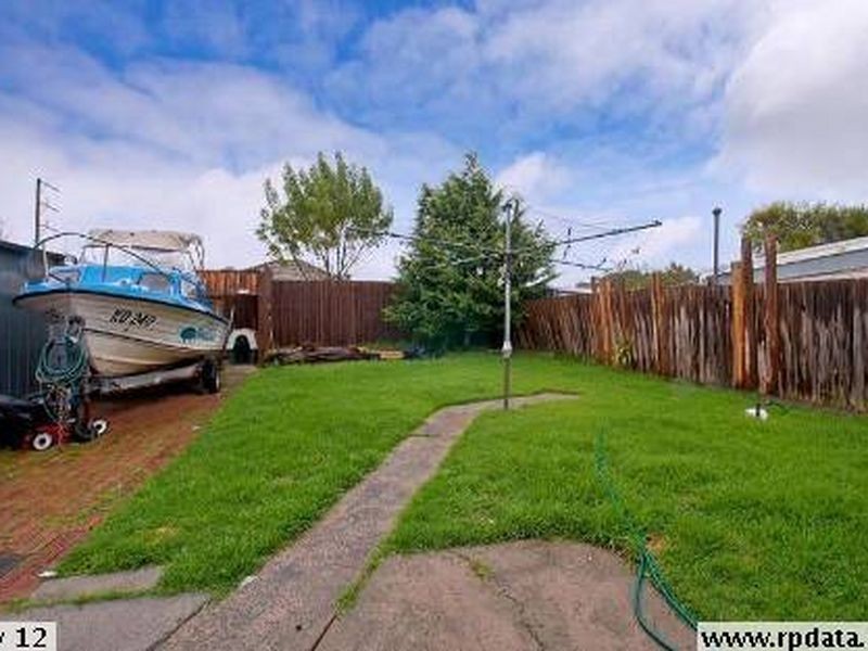 34 Burns Street, Frankston VIC 3199