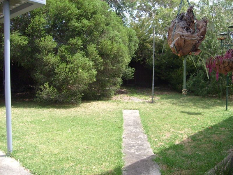 8 Tallowood Street, Frankston North VIC 3200