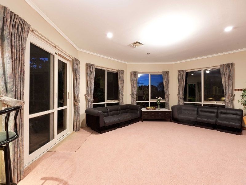 5 Tertullian Court, Frankston VIC 3199