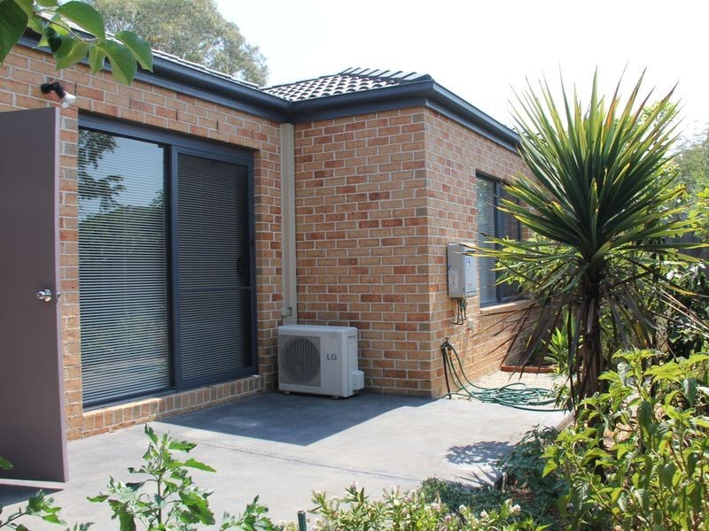 4/33 Deane Street, Frankston VIC 3199