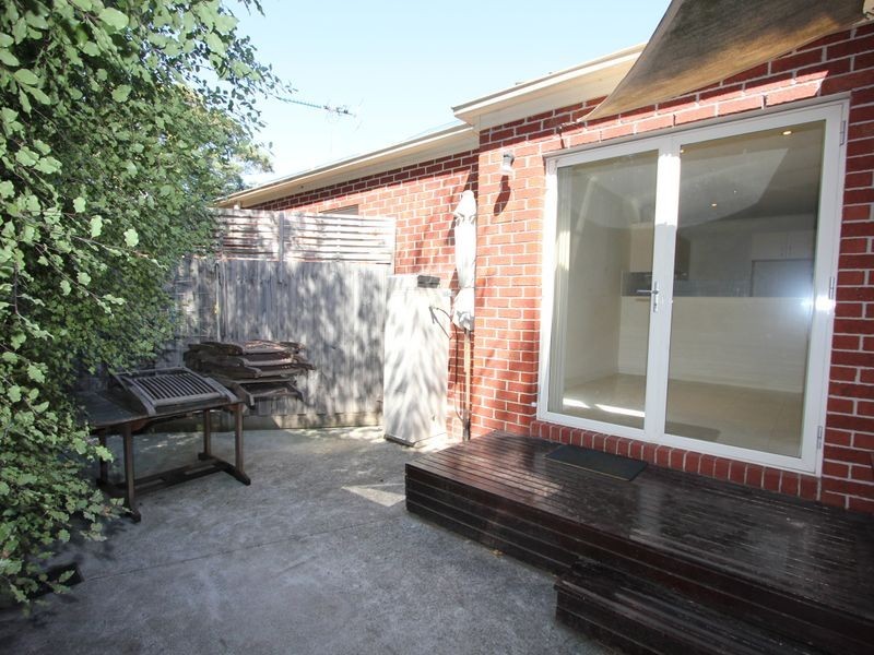 1/5 Deane Street, Frankston VIC 3199