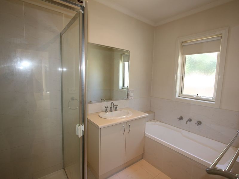 1/5 Deane Street, Frankston VIC 3199