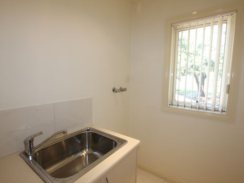 1/5 Deane Street, Frankston VIC 3199