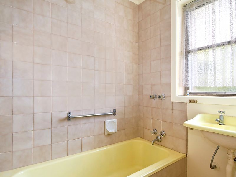 58 Forest Drive, Frankston North VIC 3200