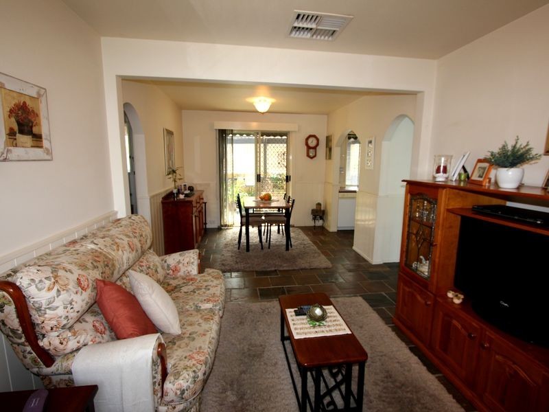 34 Bunarong Drive, Frankston VIC 3199