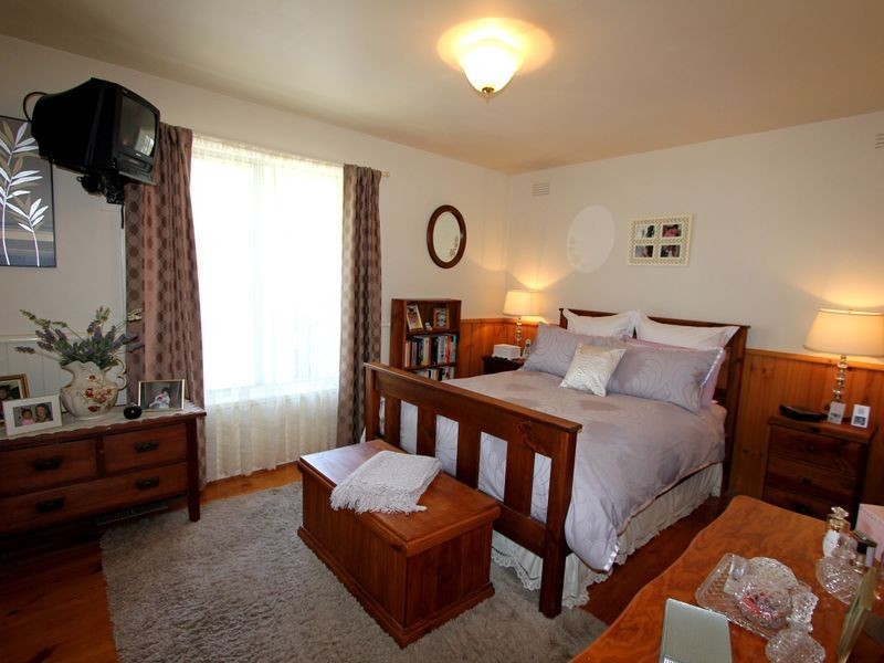 34 Bunarong Drive, Frankston VIC 3199