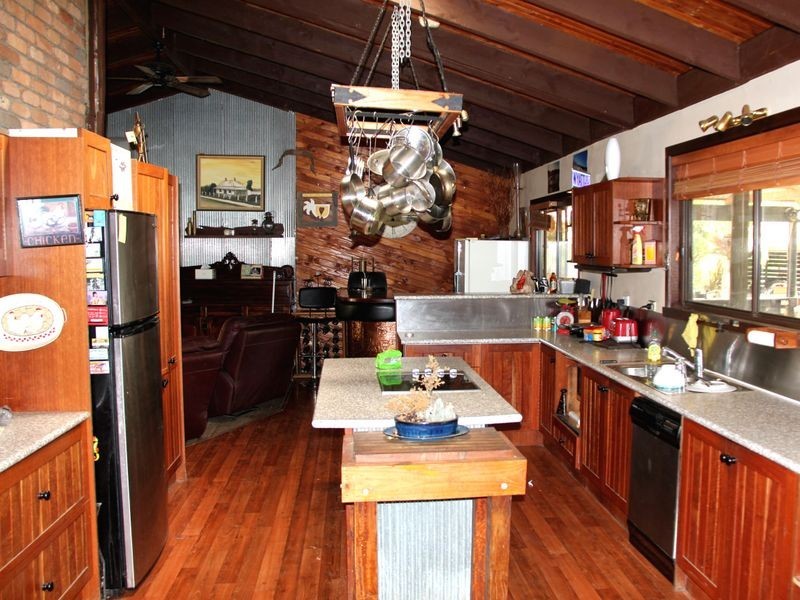 825 Frankston Flinders Road, Somerville VIC 3912