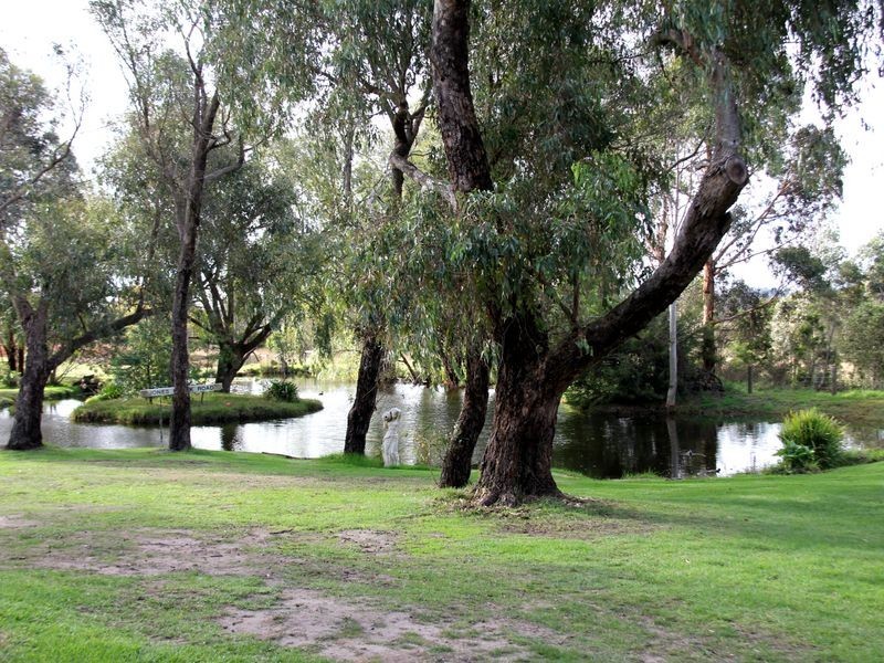 825 Frankston Flinders Road, Somerville VIC 3912