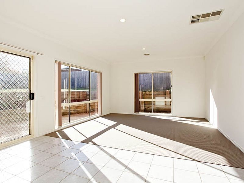 5 Fernleigh Court, Langwarrin VIC 3910