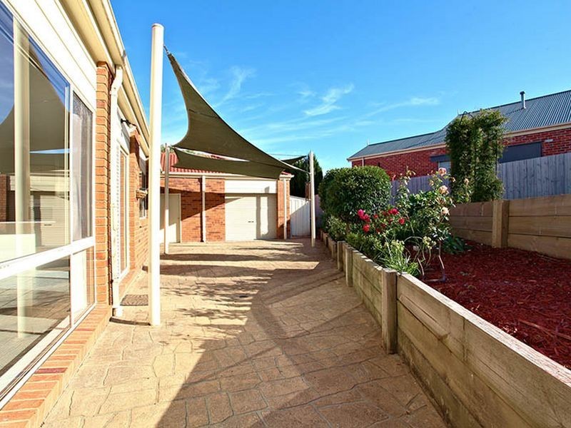 5 Fernleigh Court, Langwarrin VIC 3910