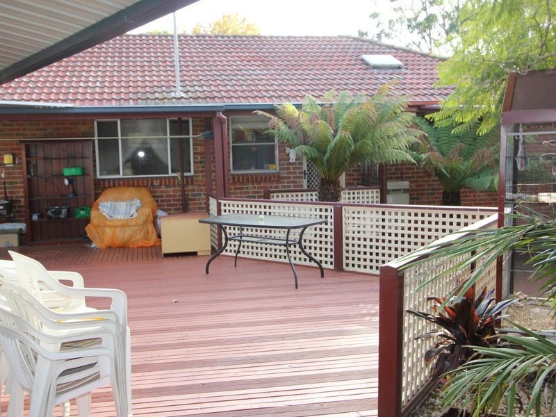 1 Alpina Street, Frankston North VIC 3200
