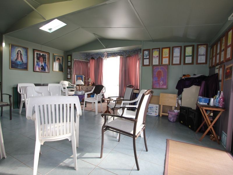 1 Alpina Street, Frankston North VIC 3200