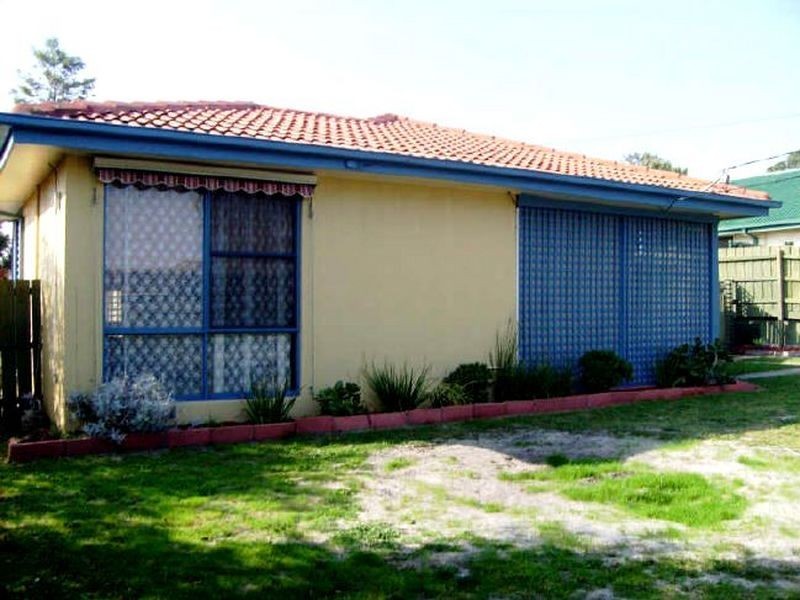 3 Caley Street, Frankston North VIC 3200