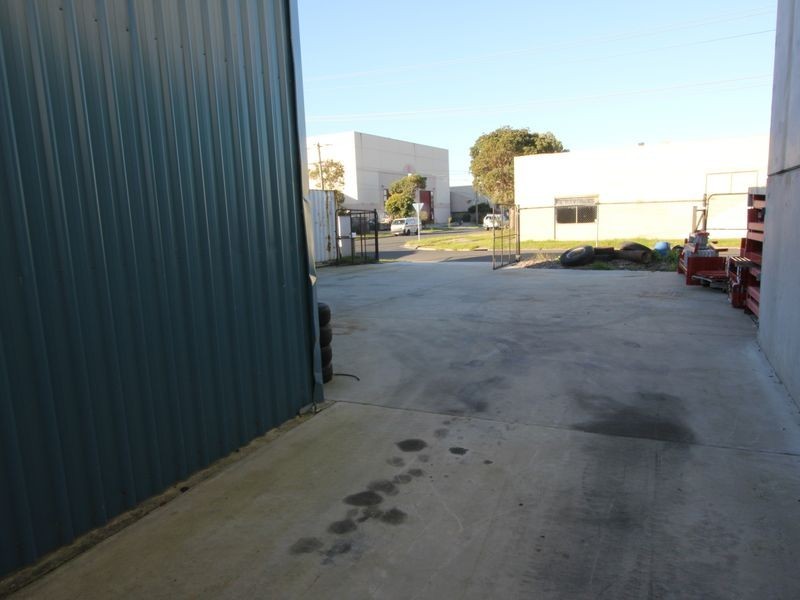 37 Milne Avenue, Seaford VIC 3198