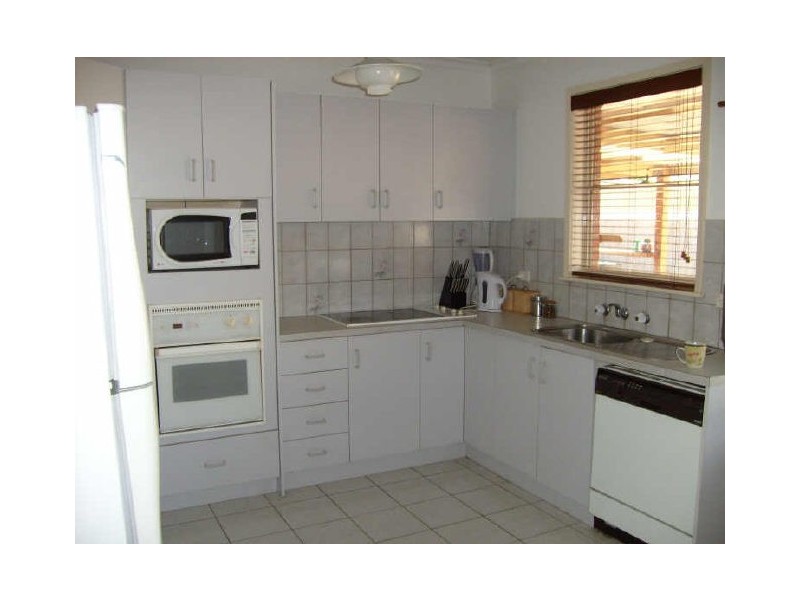 9 Alpina Street, Frankston North VIC 3200