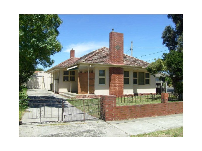 30 Fairway Street, Frankston VIC 3199