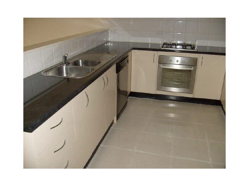 1/5 Deane Street, Frankston VIC 3199