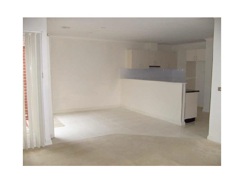 1/5 Deane Street, Frankston VIC 3199