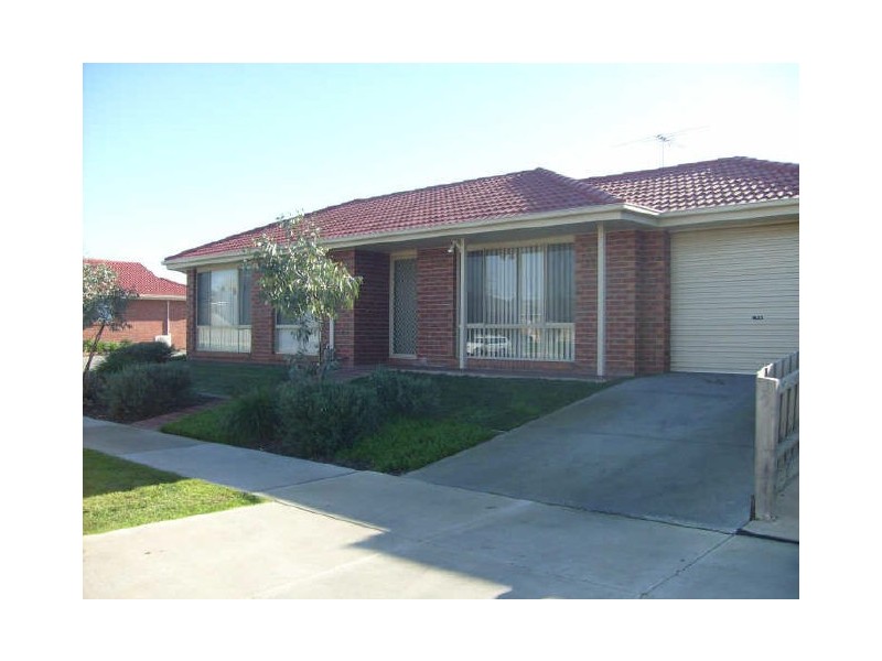 12/11 Coco Parade, Skye VIC 3977