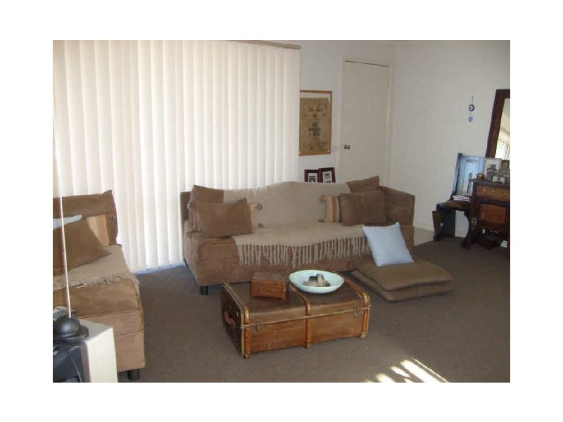 12/11 Coco Parade, Skye VIC 3977