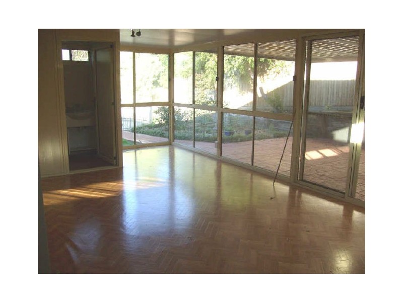 4 Chantilly Court, Frankston VIC 3199