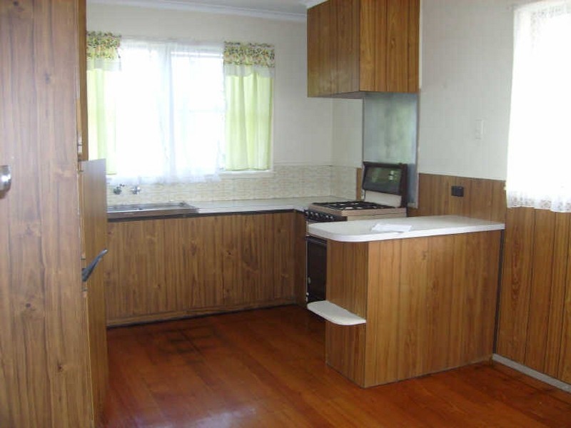 64 Forest Drive, Frankston North VIC 3200