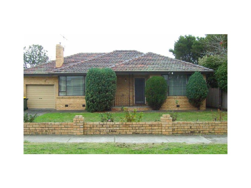3 Fairway Street, Frankston VIC 3199