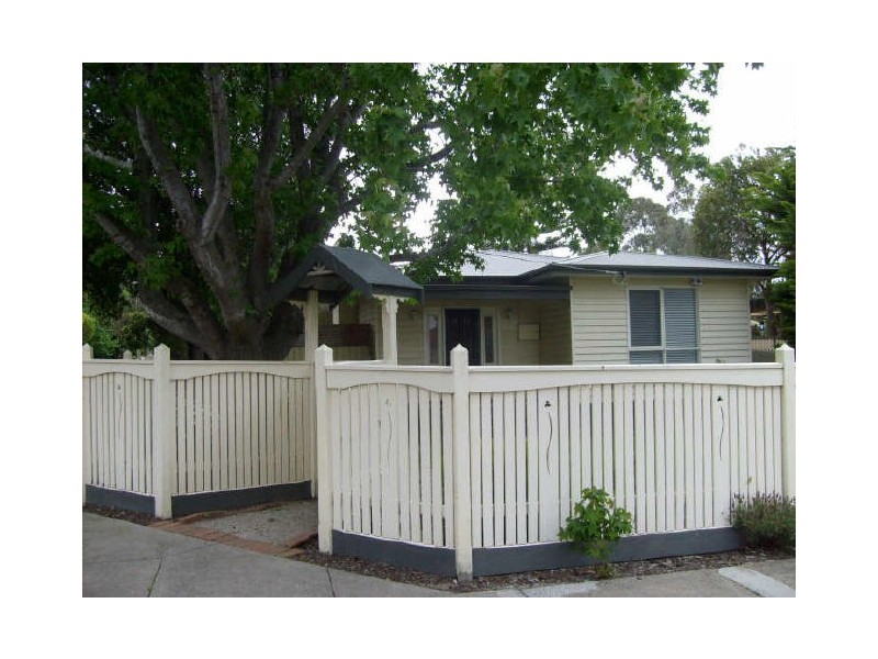 18 Hodges Street, Seaford VIC 3198