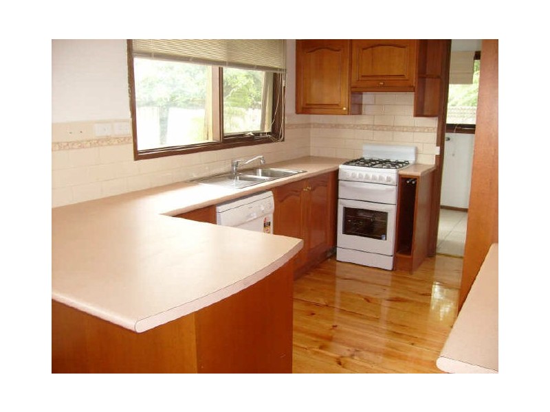 6 Marillac Court, Frankston VIC 3199