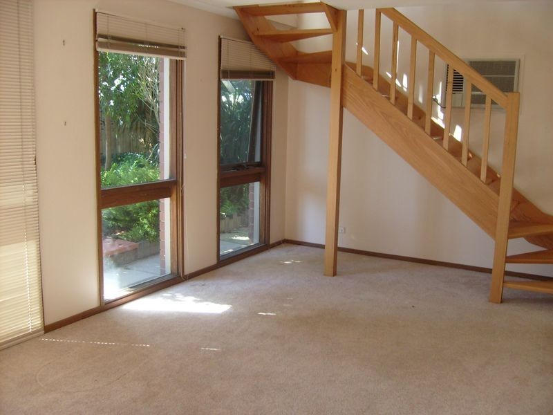 36 Whitford Way, Frankston VIC 3199