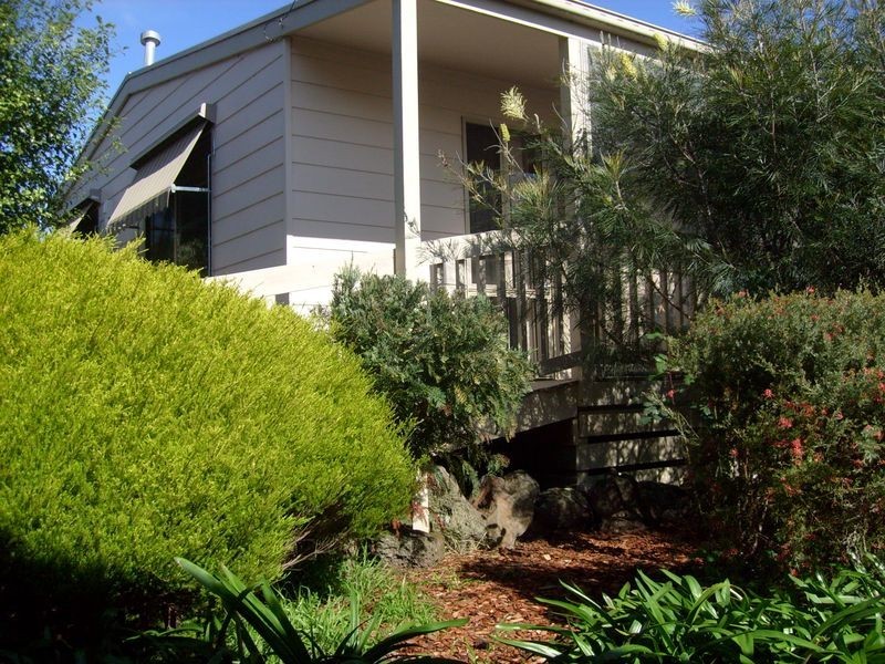 36 Whitford Way, Frankston VIC 3199