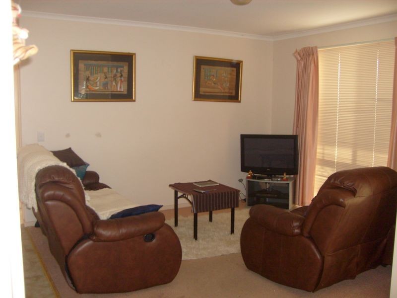 36 Whitford Way, Frankston VIC 3199