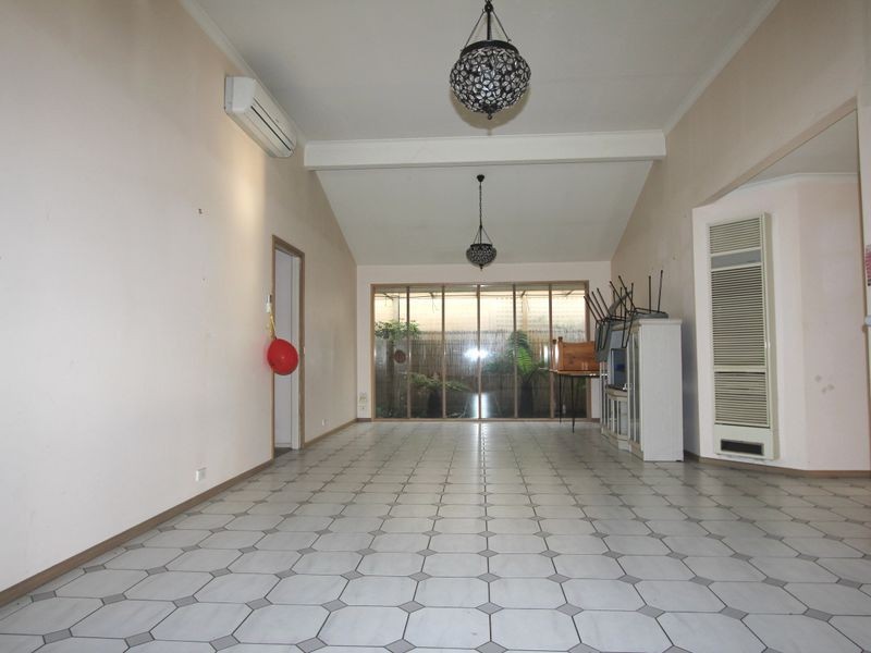 11 Bokissa Drive, Frankston VIC 3199