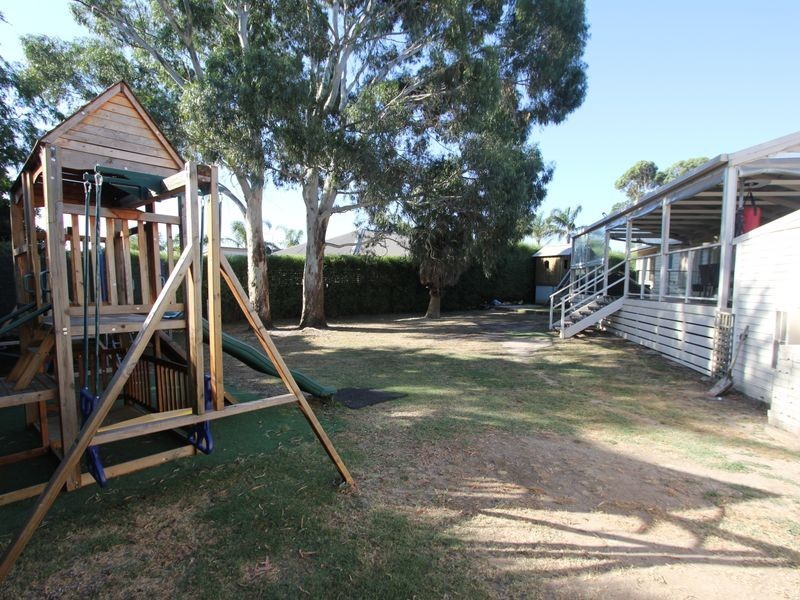 50 Maberley Crescent, Frankston South VIC 3199