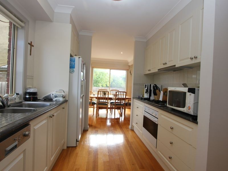 8 Melvin Street, Frankston VIC 3199