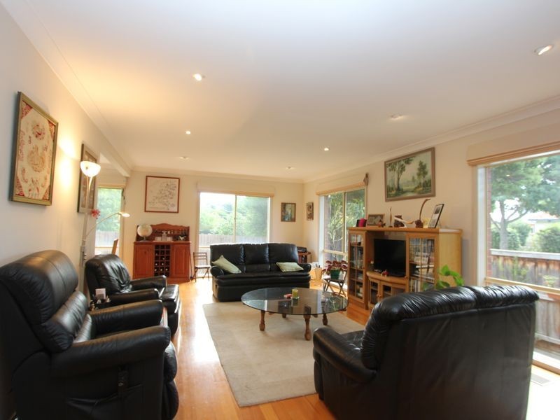 8 Melvin Street, Frankston VIC 3199